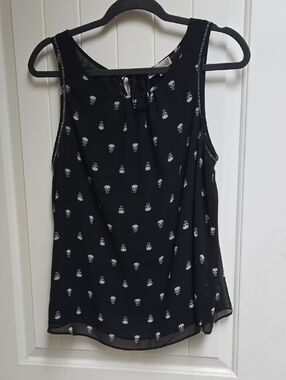 Temperance Women's Large Black Skull Print Sleeveless Blouse Top Shirt Tank
